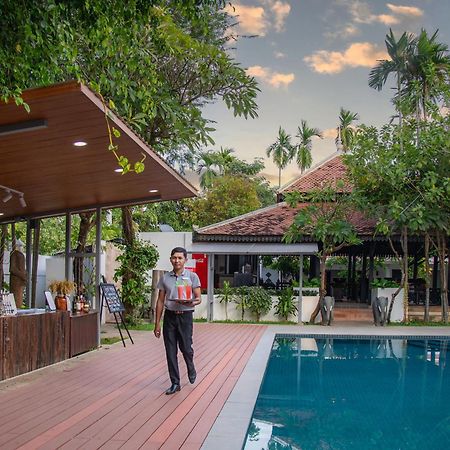 Hotel The Oasis Harbor Siem Reap Esterno foto