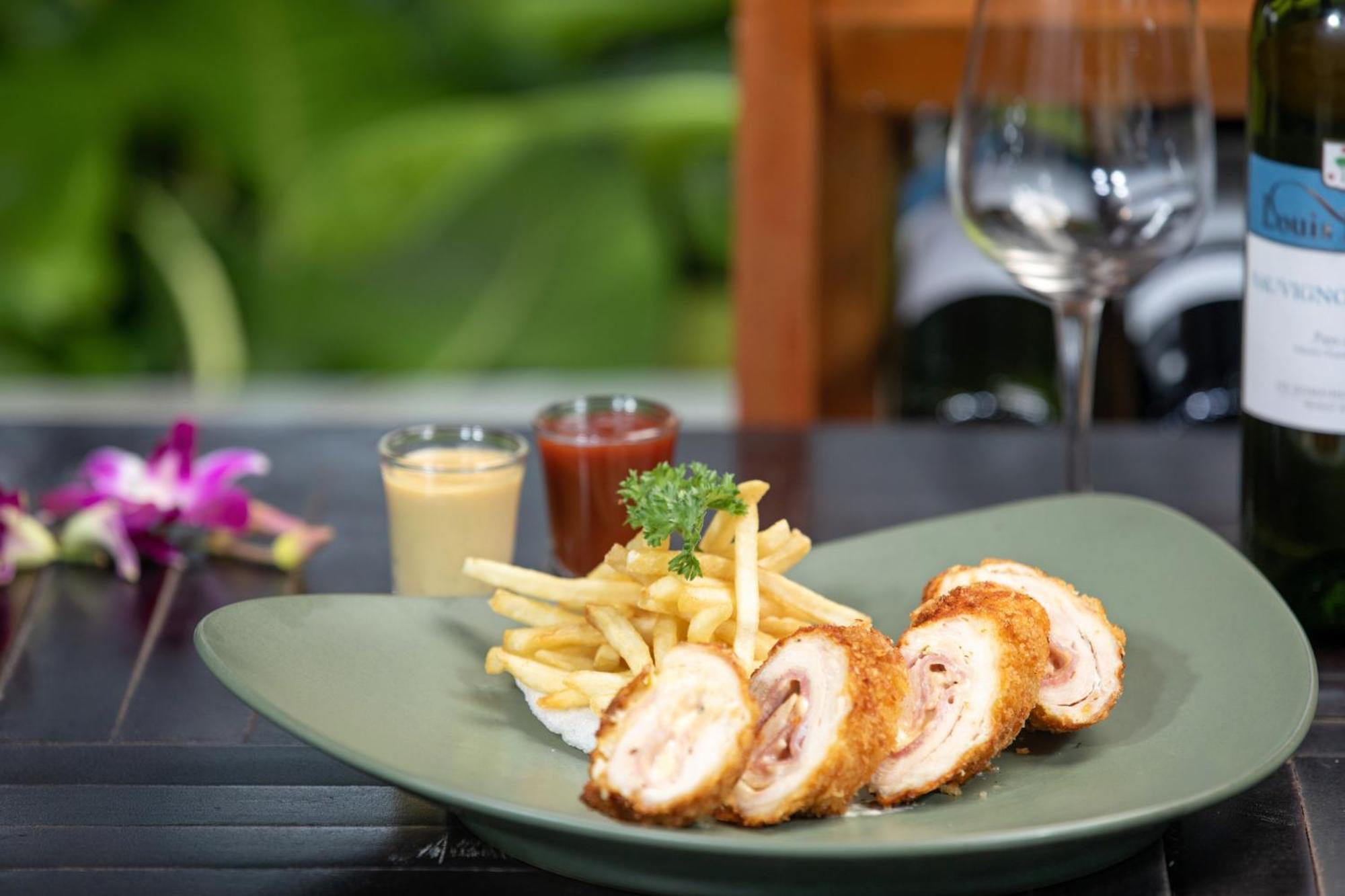 Hotel The Oasis Harbor Siem Reap Esterno foto